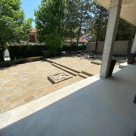 Villa Niki